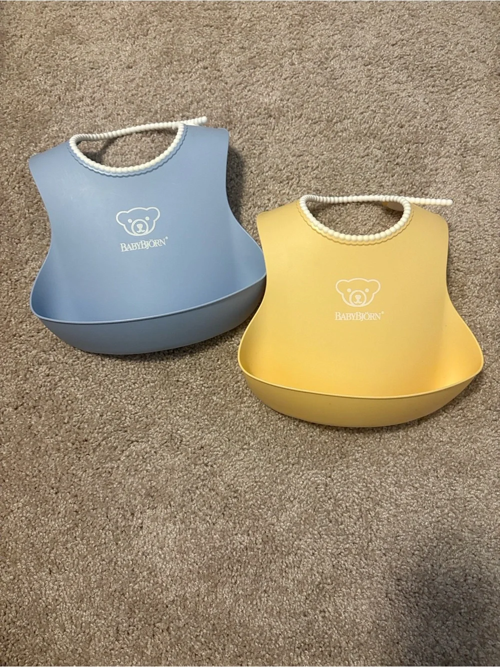 Baby Bjorn Bib 2 Pack & Ubbi On-The-Go Wipe Dispenser Set of 3 EUC